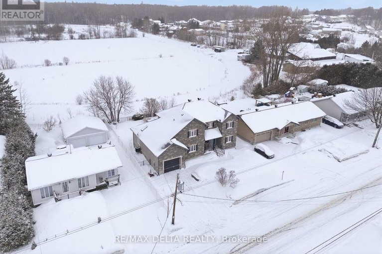 29621923/1820-landry-road/clarencerockland-twp/clarence-rockland/ontario/K0A1N0_3