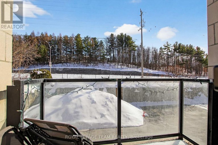 29538009/204-310-centrum-boulevard/bilberry-creekqueenswood-heights/ottawa/ontario/K1E0A3_26
