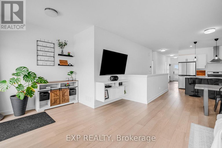 29401296/441-arora-crescent/winchester/north-dundas/ontario/K0C2K0_16