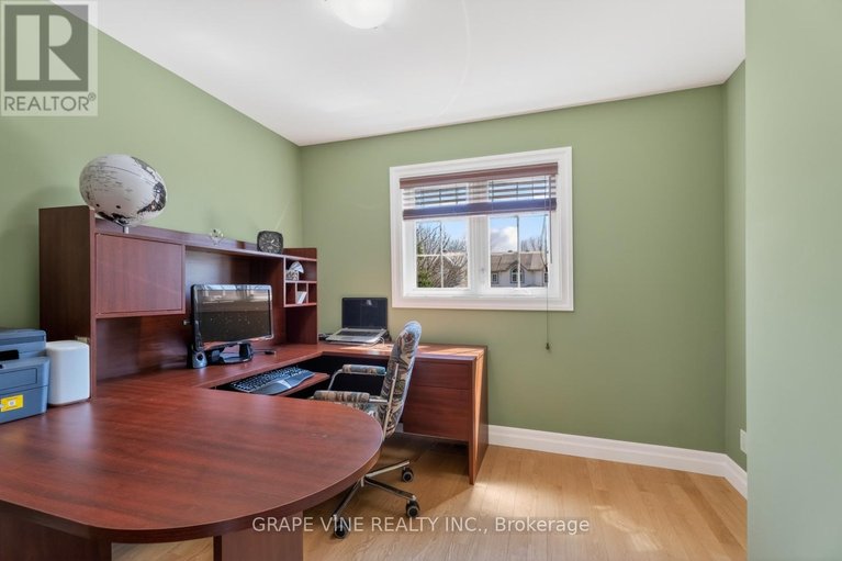 29672102/142-college-circle/castle-heights/ottawa/ontario/K1K4S1_26