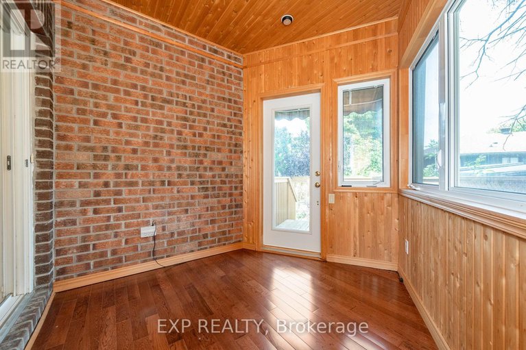 28890055/243-marilyn-avenue/mooneys-bayrevelstoke/ottawa/ontario/K1V7E4_24