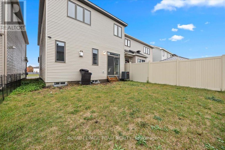 28967478/331-crossway-terrace/stittsville-north/ottawa/ontario/K2S2Z3_35