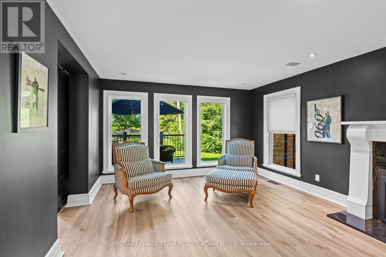 28557941/2330-summerside-drive/manotick-east-to-manotick-station/ottawa/ontario/K4M1B4_15