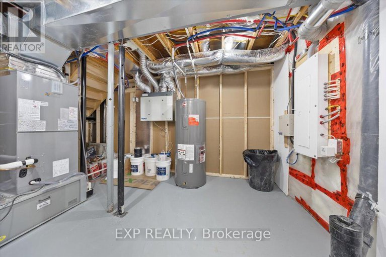 29377335/41-qualicum-street/bruce-farmgraham-parkqualicumbellands/ottawa/ontario/K2H7H3_41