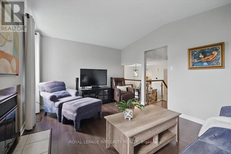 28601020/1561-verchere-street/chateauneuf/ottawa/ontario/K1C6B8_18
