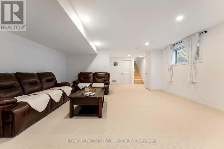 29039546/221-finsbury-avenue/stittsville-south/ottawa/ontario/K2S2X9_43