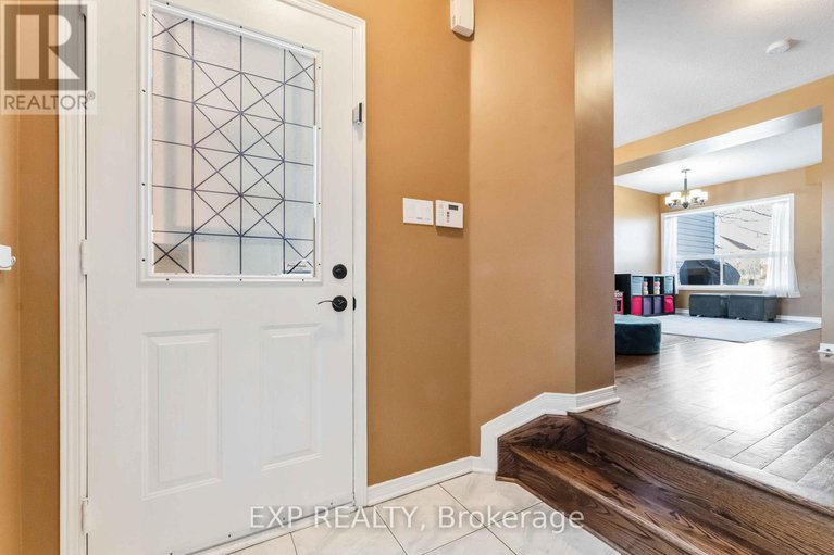 29383913/5-mullcraft-crescent/longfields/ottawa/ontario/K2J4P8_3