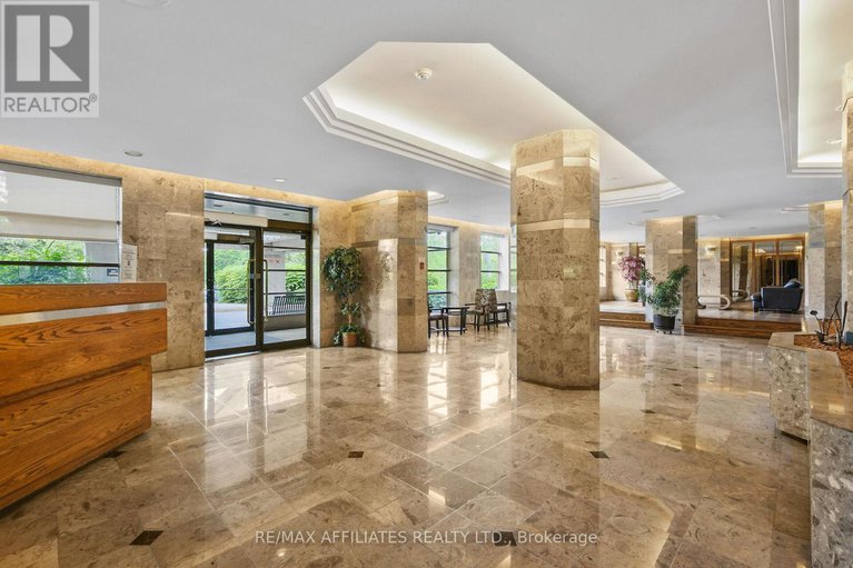 28532598/u1503-2759-carousel-crescent/emerald-woodssawmill-creek/ottawa/ontario/K1J2N5_5