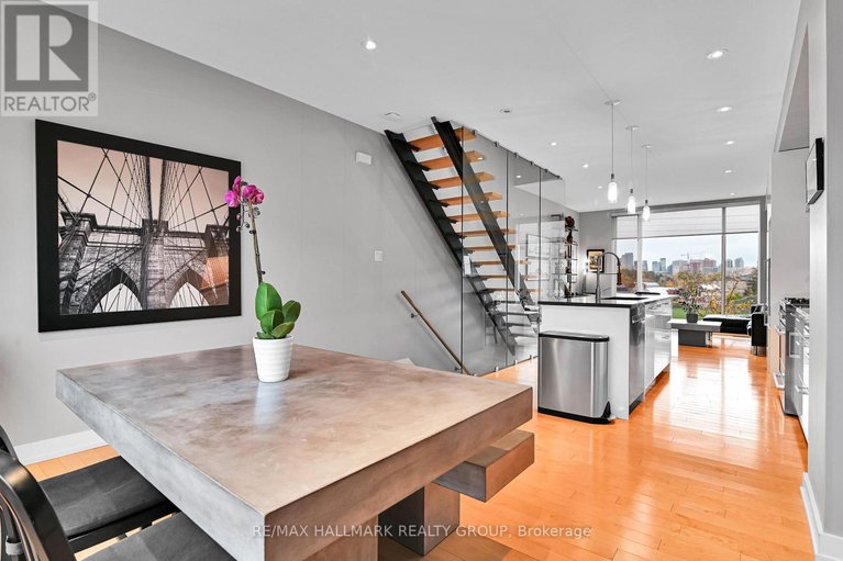 29070329/68g-stonehurst-avenue/mechanicsville/ottawa/ontario/K1Y1R5_12