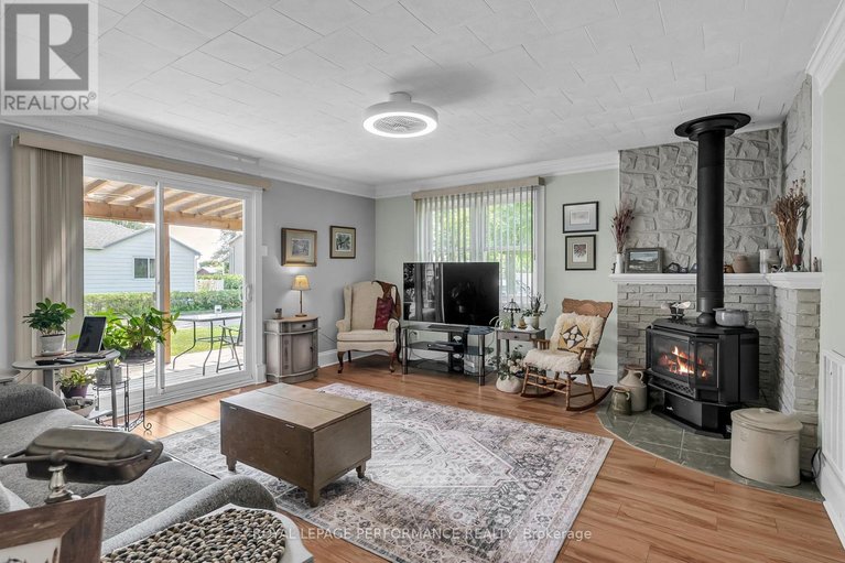 29390221/21052-birch-avenue/south-glengarry-lancaster-twp/south-glengarry/ontario/K0C1N0_6