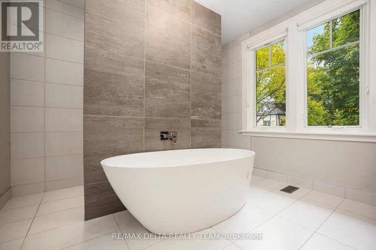 28702381/44-renfrew-avenue/glebe/ottawa/ontario/K1S1Z5_21