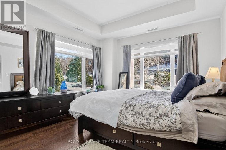 29362714/204-310-centrum-boulevard/bilberry-creekqueenswood-heights/ottawa/ontario/K1E0A3_19