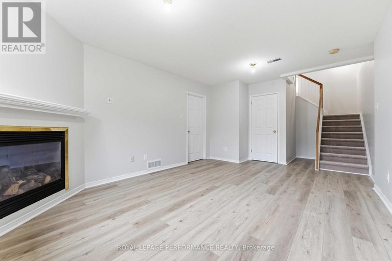 29613573/640-louis-toscano-drive-w/avalon-east/ottawa/ontario/K4A0B3_28