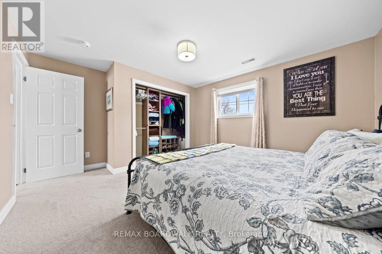 29436159/1644-drummond-concession-7-road/drummond-n-elmsley-drummond-twp/drummondnorth-elmsley/ontario/K7H3C8_35