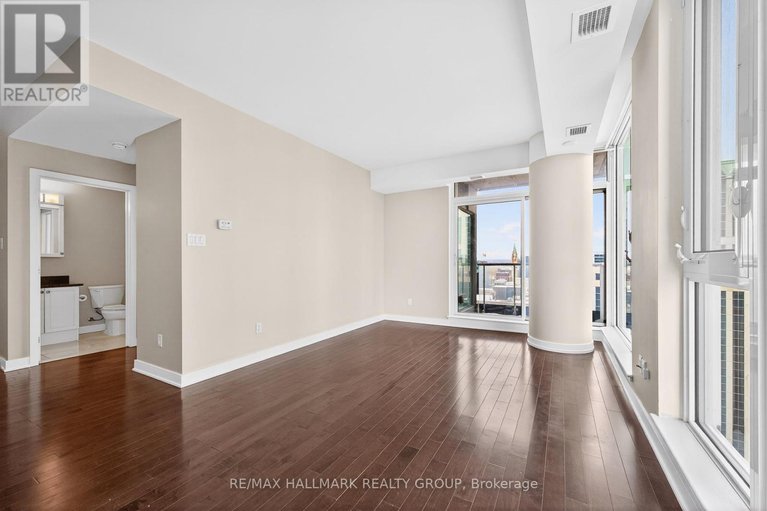 29232331/2104-179-metcalfe-street/ottawa-centre/ottawa/ontario/K2P1P7_16