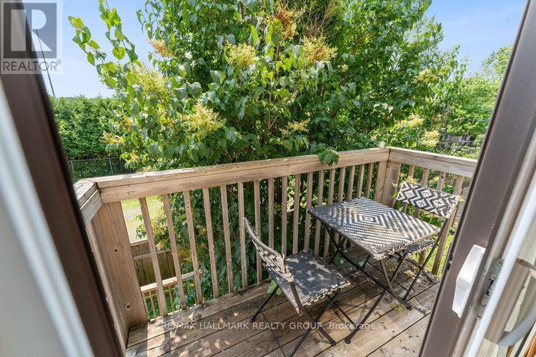 28558567/116-brilia-private/beacon-hill-south/ottawa/ontario/K1J0B7_9