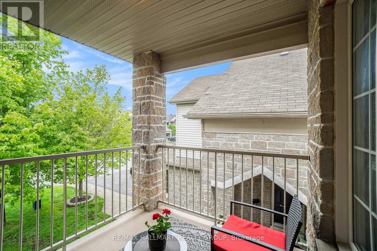 28370521/280-trail-side-circle/springridgeeast-village/ottawa/ontario/K4A5B1_23