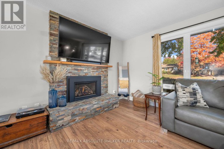 29001391/5298-hillcrest-drive/manotick-long-island-nicholls-island/ottawa/ontario/K4M1E6_5