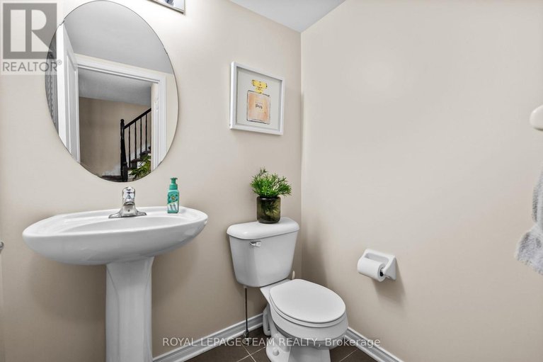 29239471/117-urbancrest-private/stonebridge/ottawa/ontario/K2J0Z6_18