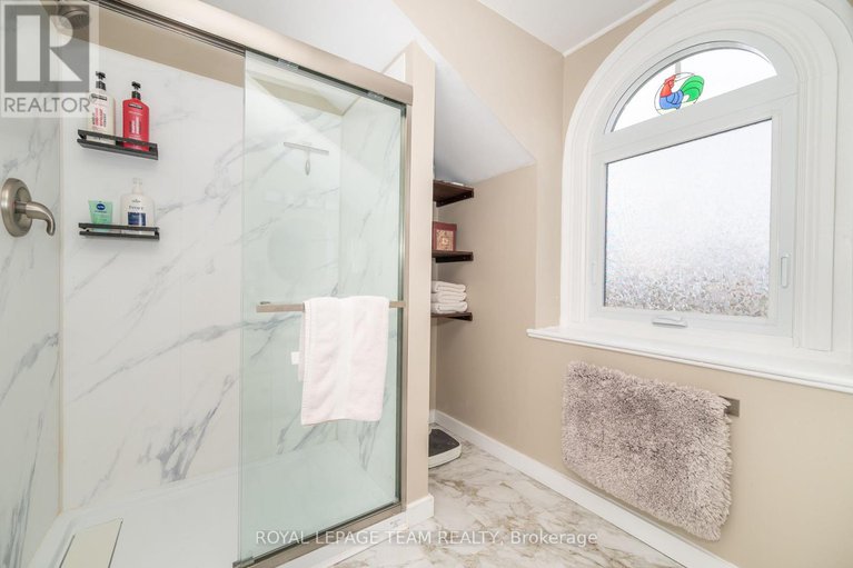 28601019/81-york-street/lanark-highlands-lanark-village/lanark-highlands/ontario/K0G1K0_28