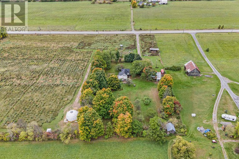 28582793/2030-burnstown-road/mcnabbraeside-twps/mcnabbraeside/ontario/K7V3Z4_38