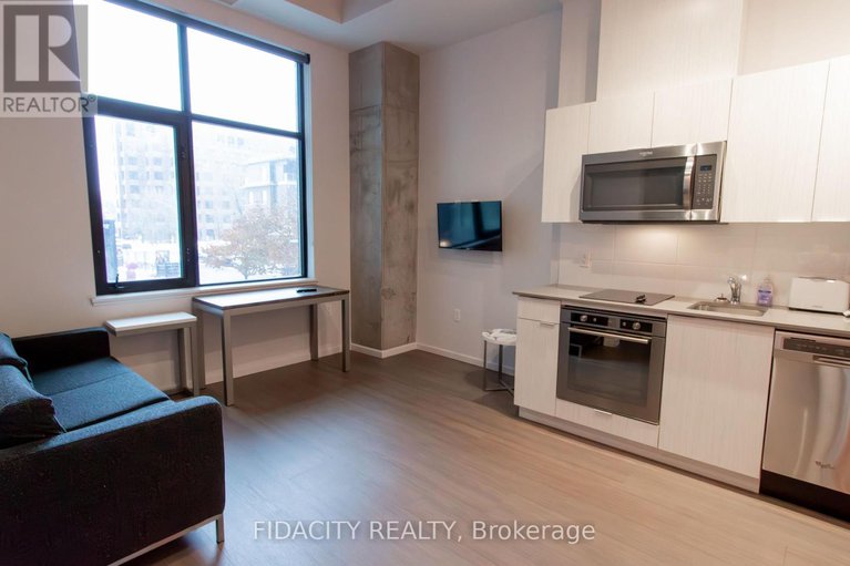 29169712/216-105-champagne-avenue-s/west-centre-town/ottawa/ontario/K1S5E5_5