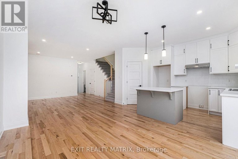 29259369/956-cologne-street/embrun/russell/ontario/K0A1W0_9