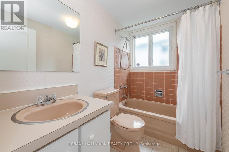 28995963/64-sullivan-avenue/meadowlandscrestview/ottawa/ontario/K2G1V2_30