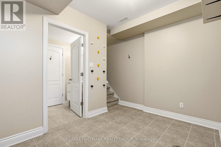 29582619/290-cambridge-street-n/west-centre-town/ottawa/ontario/K1R0B4_40