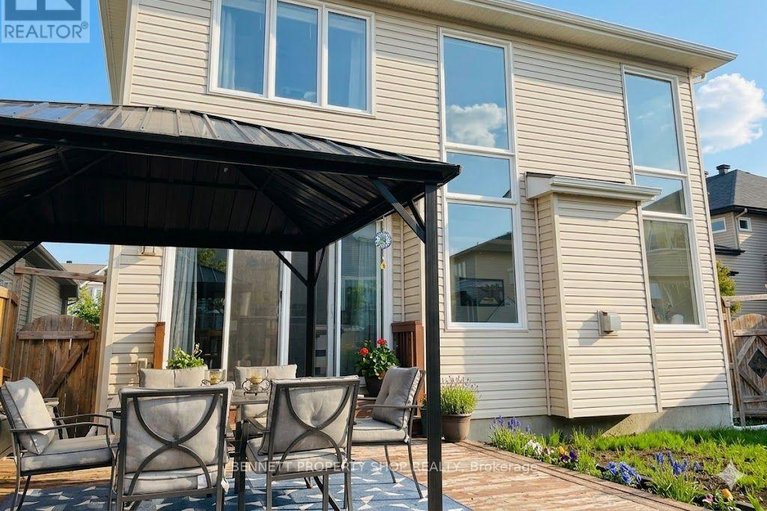 29575537/146-tapadero-avenue/emerald-meadowstrailwest/ottawa/ontario/K2V0A7_27