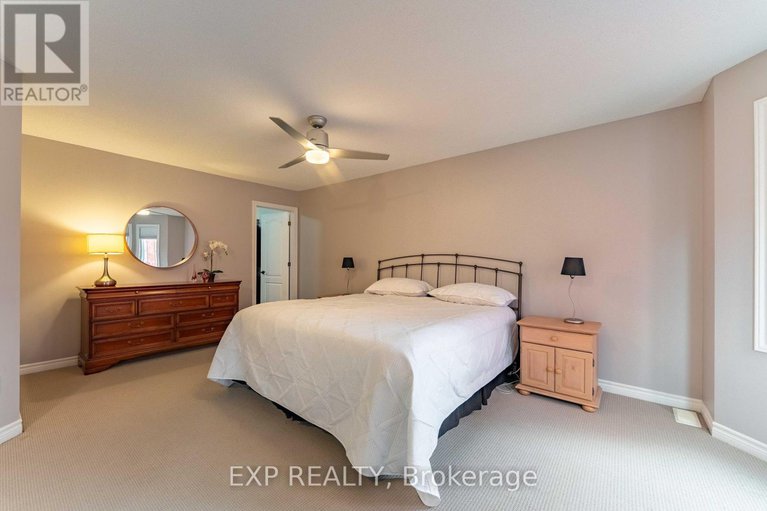 29033909/17-olde-towne-avenue/village-of-russell/russell/ontario/K4R0A5_33