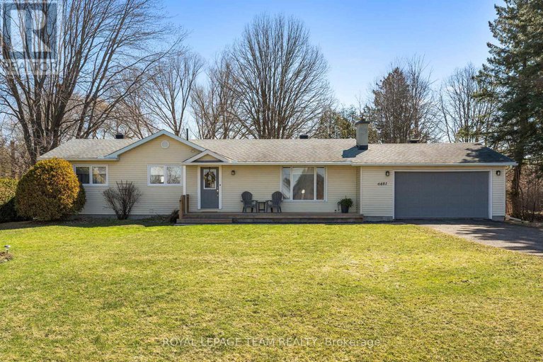 28656808/6481-rideau-valley-drive-n/manotick-south-to-roger-stevens/ottawa/ontario/K4M1B3_1
