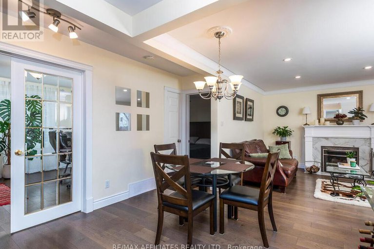 28591498/1941-haig-drive/elmvale-acres/ottawa/ontario/K1G2J9_8