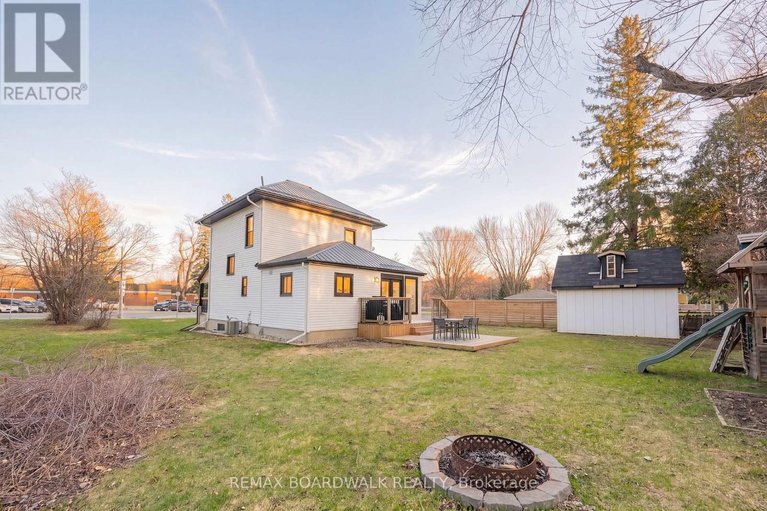 29643946/62-craig-street/village-of-russell/russell/ontario/K4R1A2_3