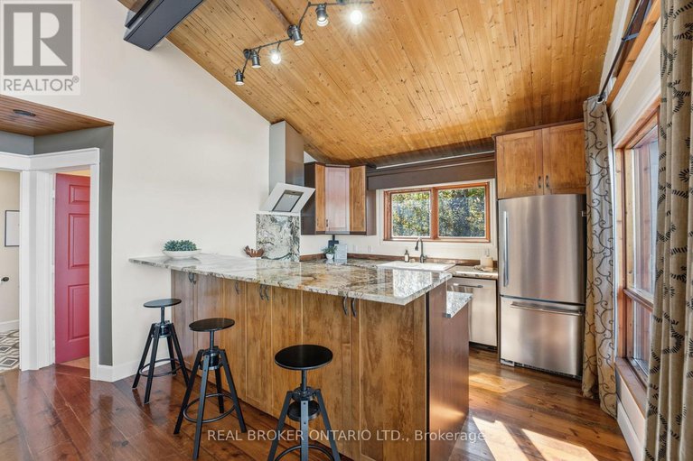 29049666/1303-hilly-lane/north-grenville-twp-kemptville-east/north-grenville/ontario/K0G1J0_20