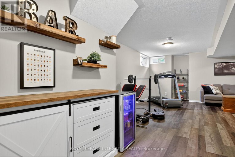 28934975/13-roblyn-way/barrhaven-east/ottawa/ontario/K2G5Z4_30