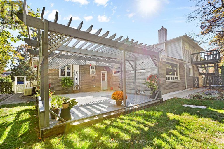 28945911/5-revol-road/merivale-gardens/ottawa/ontario/K2G0B8_5