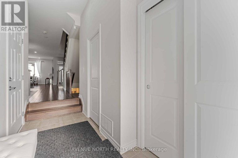 29411567/320-grackle-street/blossom-parkkemp-parkfindlay-creek/ottawa/ontario/K1X0G6_3