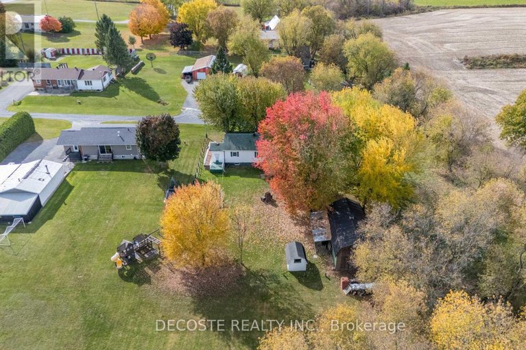 29008744/20015c-county-43-road/north-glengarry-kenyon-twp/north-glengarry/ontario/K0C1A0_37