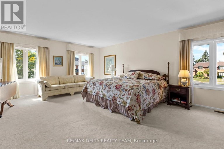 29580108/11-garand-place/urbandale-acres/ottawa/ontario/K1H8M1_19