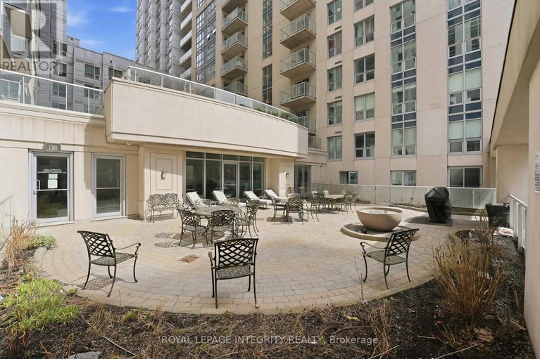 29657435/2403-242-rideau-street/sandy-hill/ottawa/ontario/K1N0B7_18