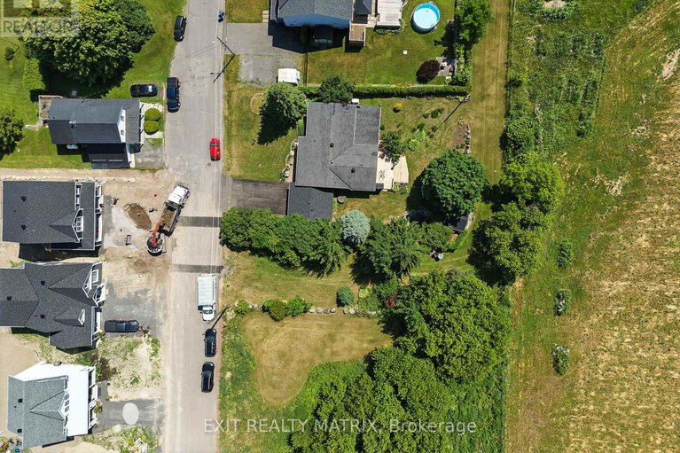 28525668/26-farmers-avenue/vankleek-hill/champlain/ontario/K0B1R0_29