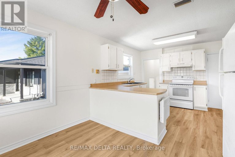 29050096/870-chapman-street/town-of-rockland/clarence-rockland/ontario/K4K1E6_11