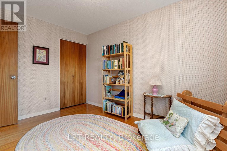 28766287/3008-mccarthy-road/riverside-park-south/ottawa/ontario/K1V8K8_28