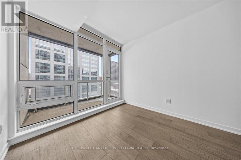 29278219/906-199-slater-street/ottawa-centre/ottawa/ontario/K1P0C8_13