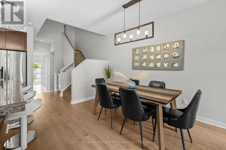28598402/821-quartet-avenue/riverside-southgloucester-glen/ottawa/ontario/K1X0C4_7