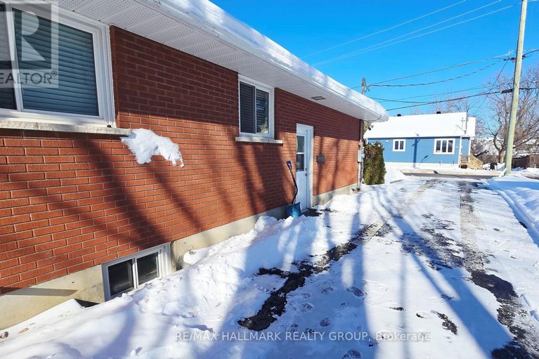 29321323/212-jack-street/kemptville/north-grenville/ontario/K0G1J0_6