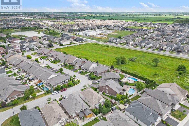 28615405/123-elfin-grove/emerald-meadowstrailwest/ottawa/ontario/K2V0B9_36