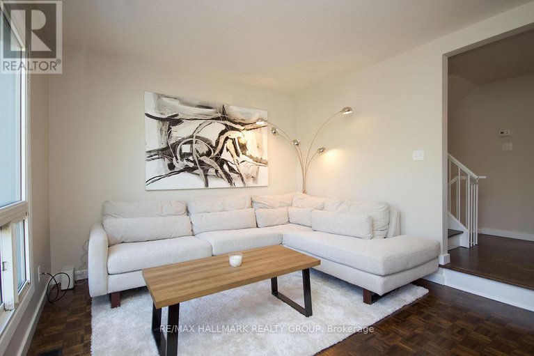 28266606/d-3-spring-grove-lane/pheasant-run/ottawa/ontario/K2J2C5_18