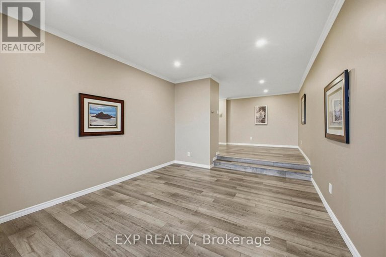 29609512/2102-415-greenview-avenue/britannia/ottawa/ontario/K2B8G5_8